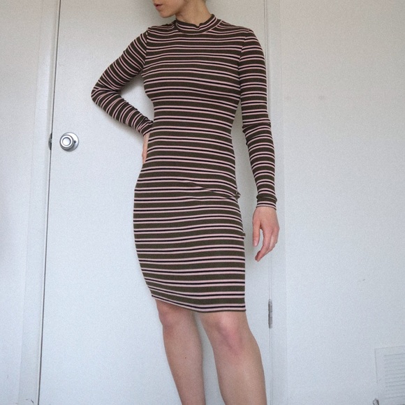 AMERICAN APPAREL Stripe 2x1 Mock Neck Rib Dress M - Picture 11 of 11